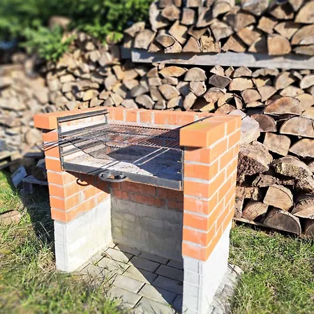 Dom Drewniany Z Ogrodem Szczecinek